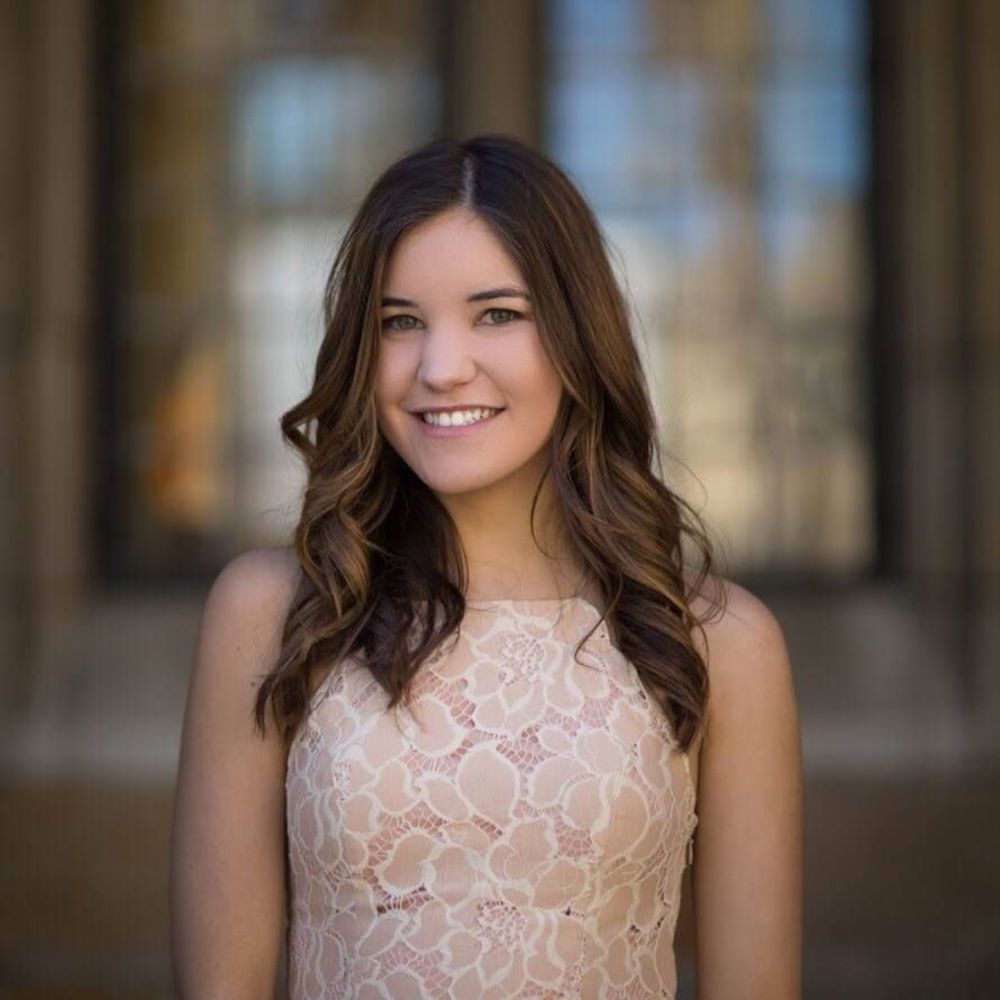 Meet your Posher, Sinem